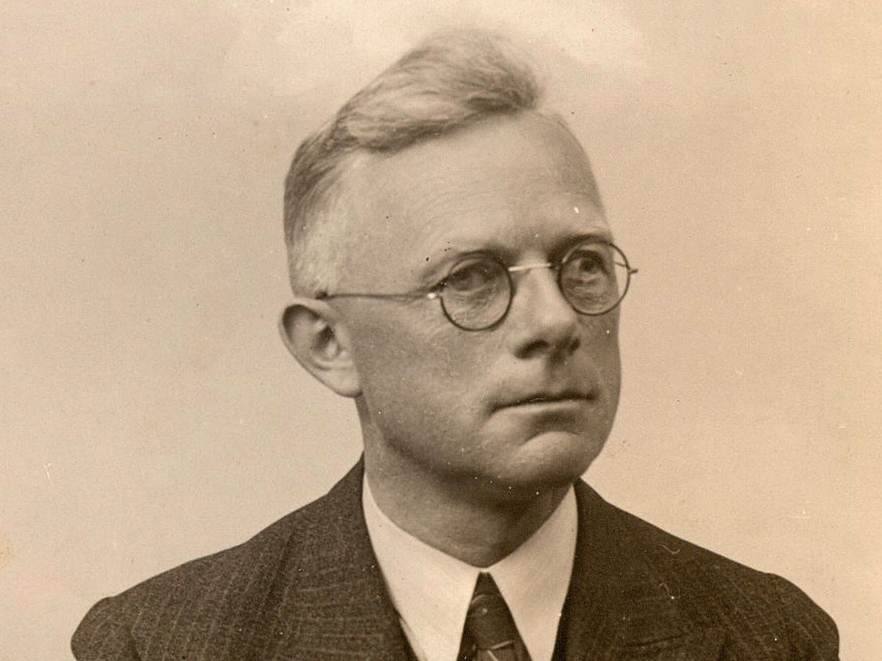 Mr Prop addressed his pupils