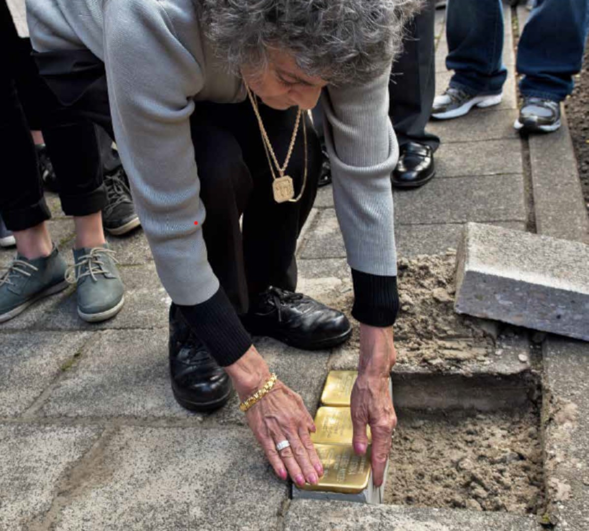 Stumbling stones to honour victims in Drachten 