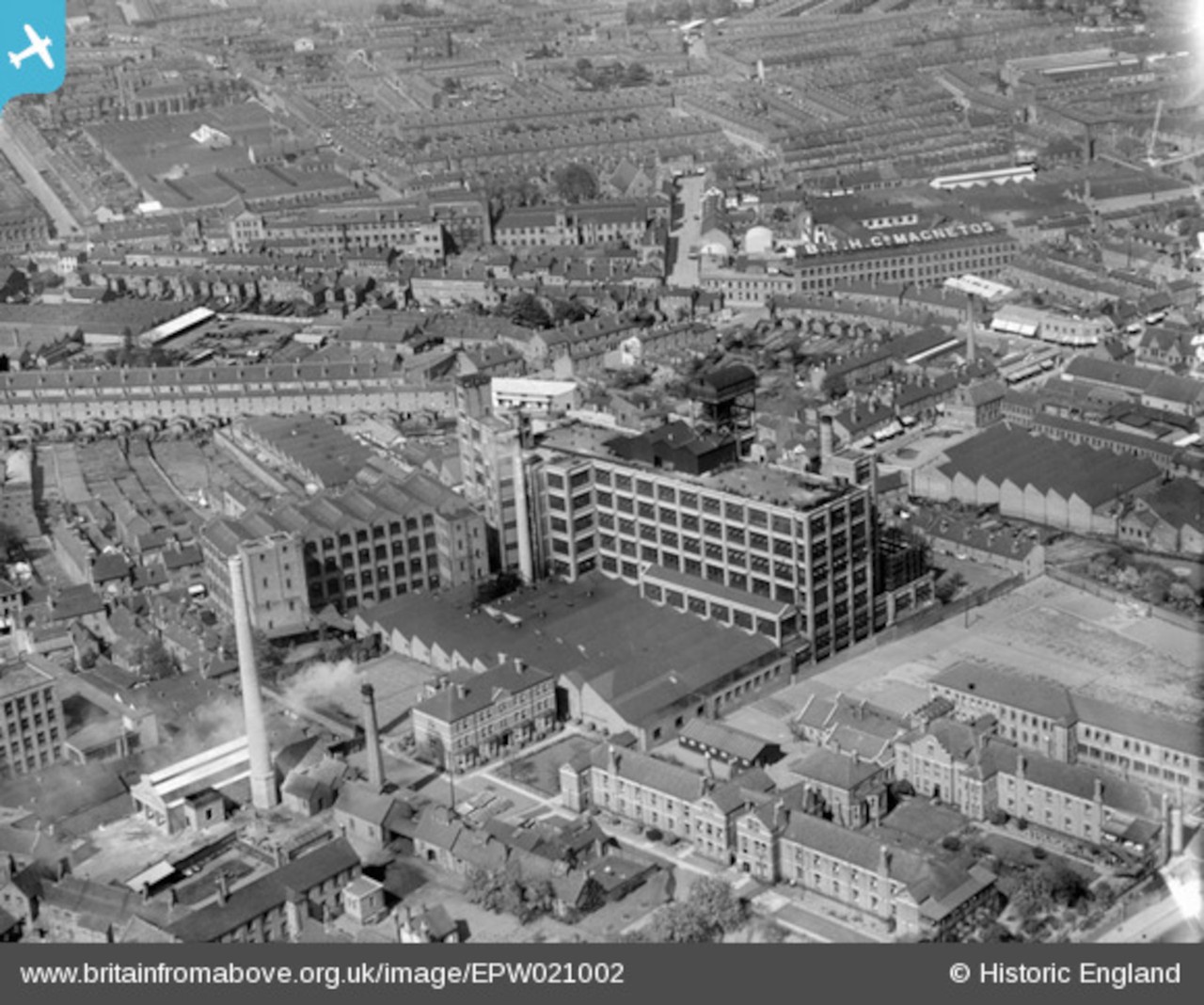 ​Dorothy Vane earns a George Medal​