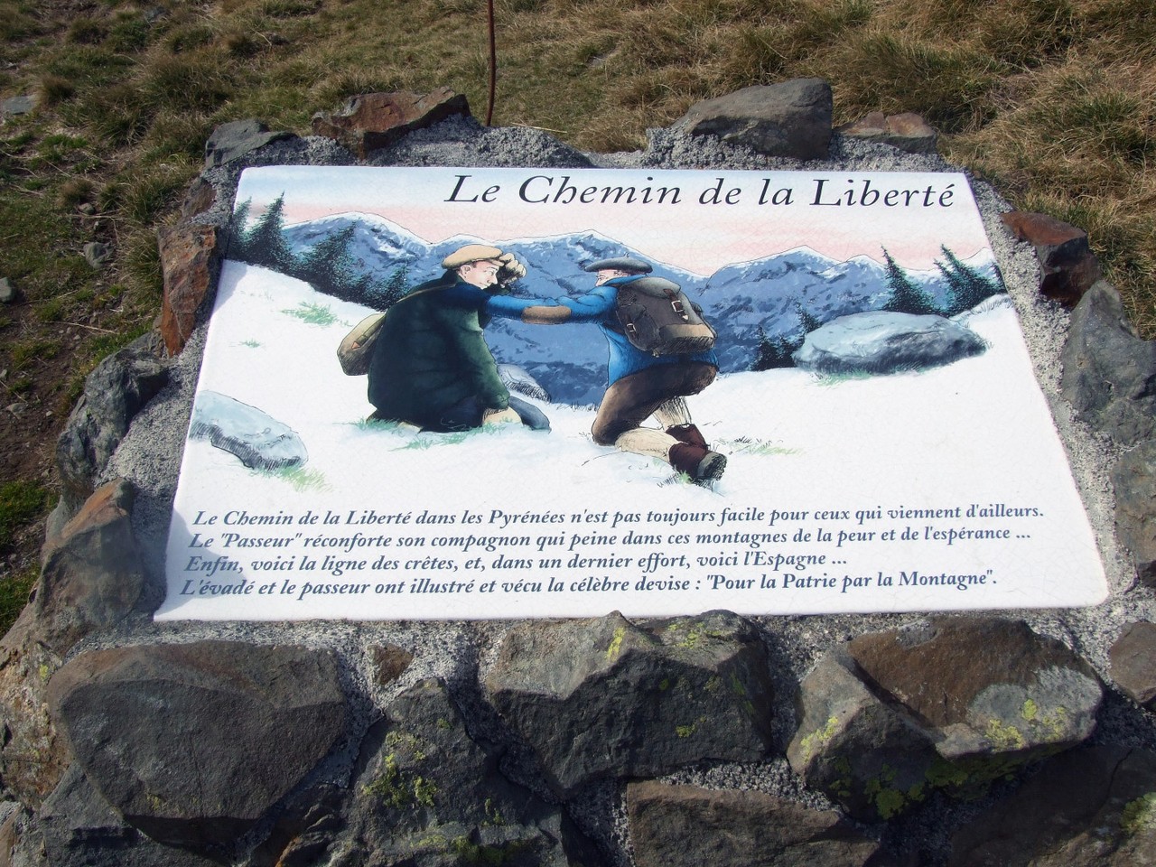 La Cuarde, cairn of escapees and smugglers