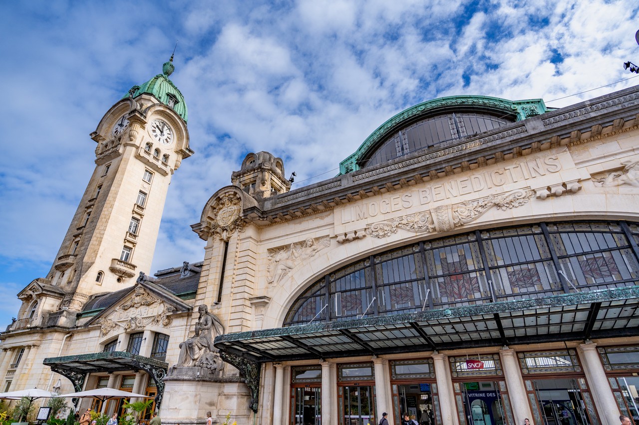 La gare de Limoges à l’heure allemande: occupation, résistance et repression.