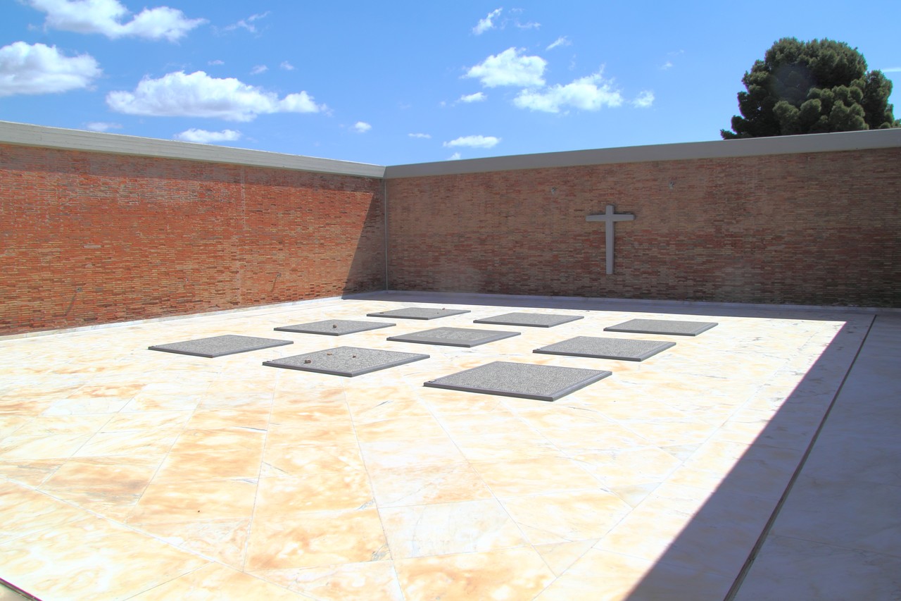 German War Cemetery Motta Sant'anastasia