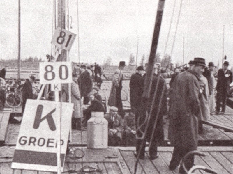 Black and White Wageningers- the first evacuation of Wageningen