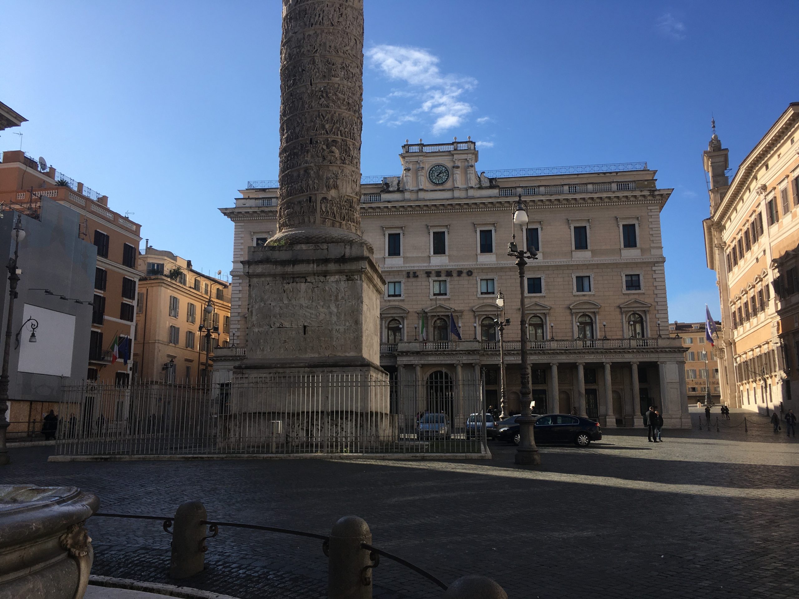 Piazza Colonna Rome 1920x1080