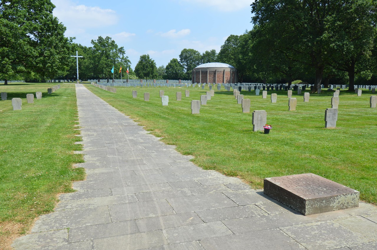Niederbronn German cemetery