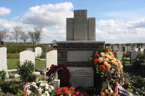 War Memorial Anna Jacobapolder