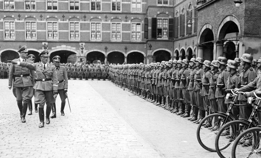 The Hague in World War Two