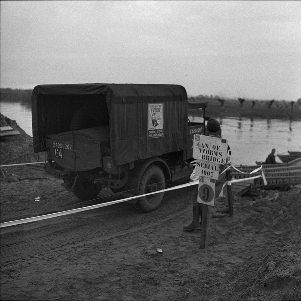 Twist over the bridge over the IJssel