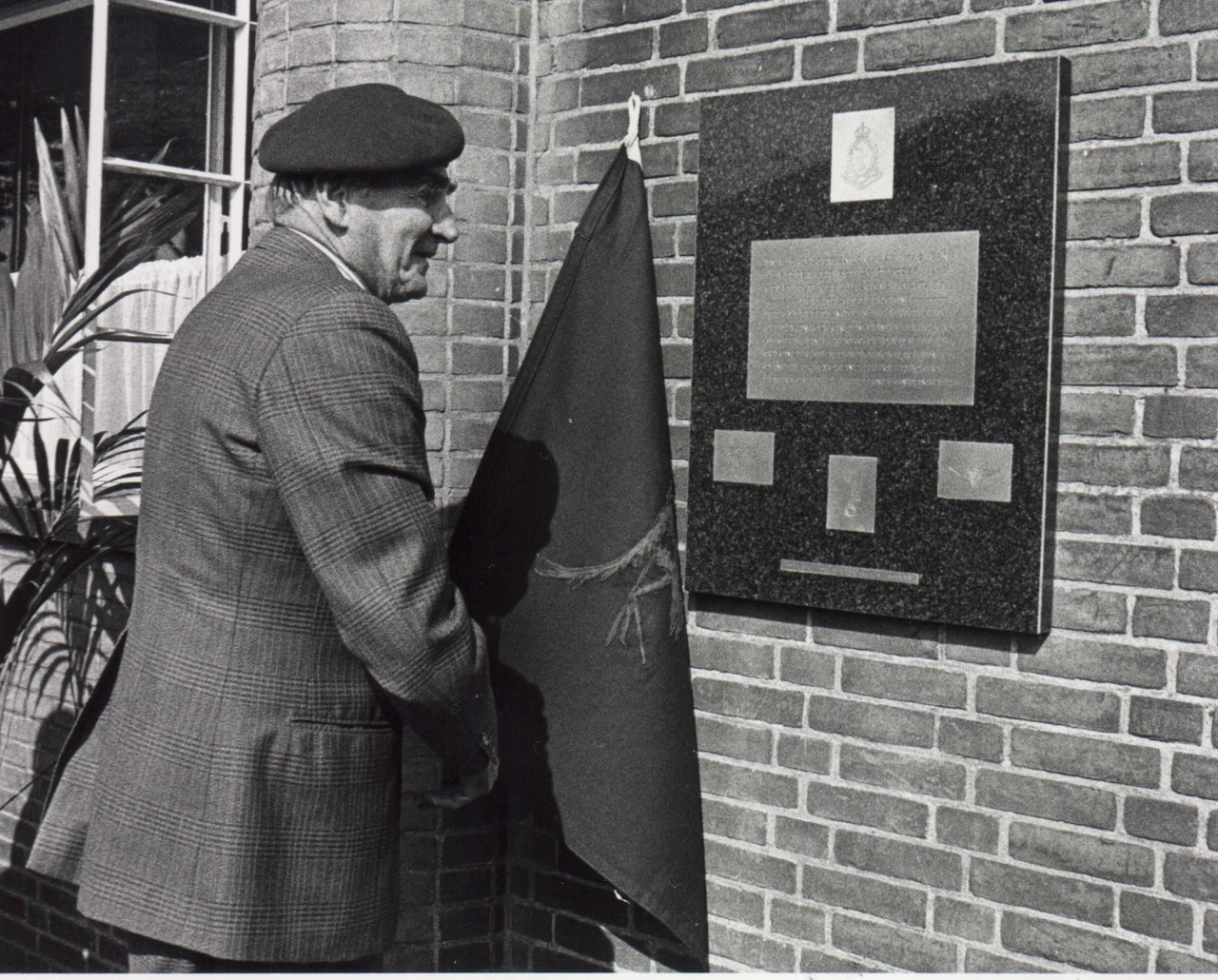 Flucht aus dem 'Luftlandemilitärkrankenhaus' in Apeldoorn.